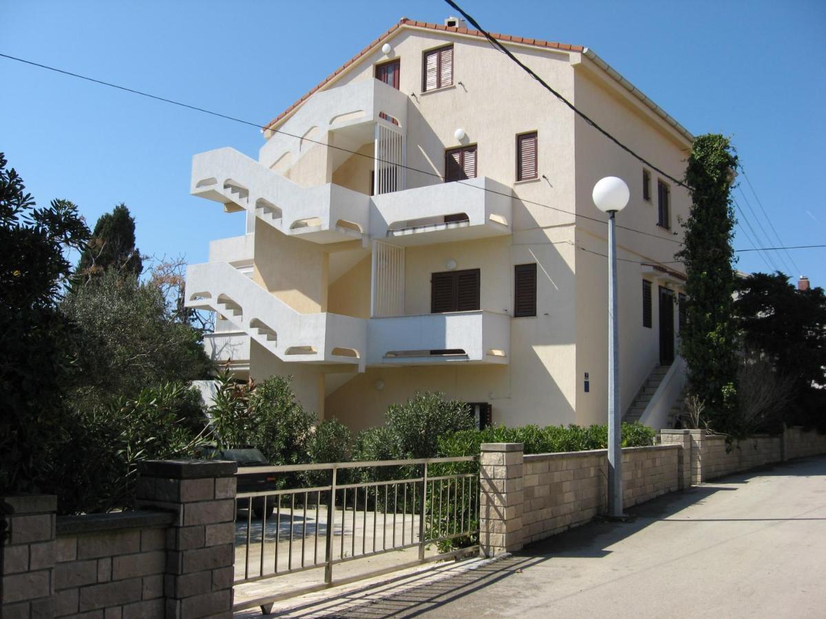Apartments With A Parking Space Novalja, Pag - 6552 Екстериор снимка