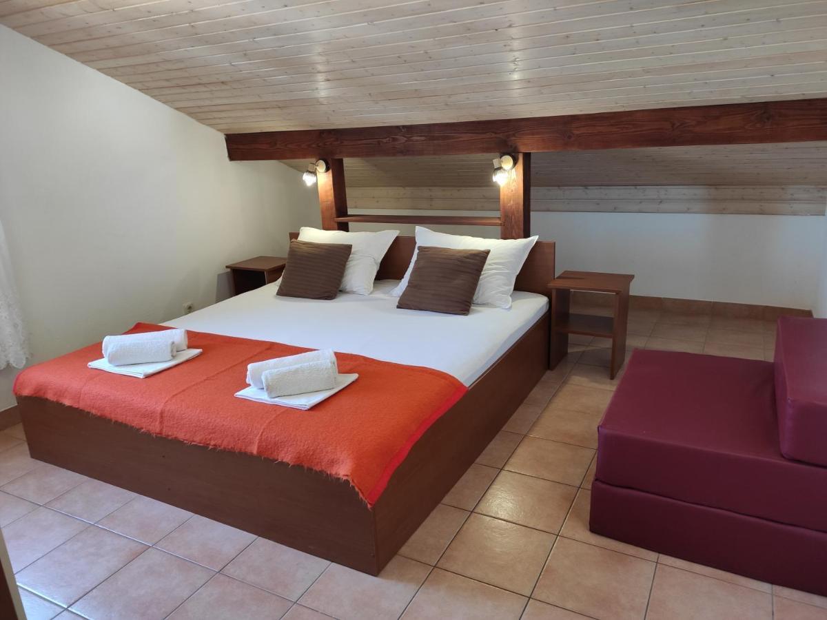 Apartments With A Parking Space Novalja, Pag - 6552 Екстериор снимка
