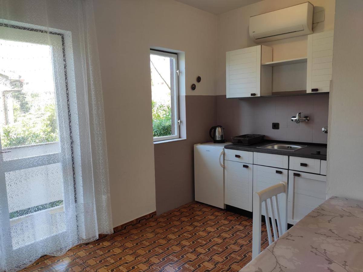 Apartments With A Parking Space Novalja, Pag - 6552 Екстериор снимка