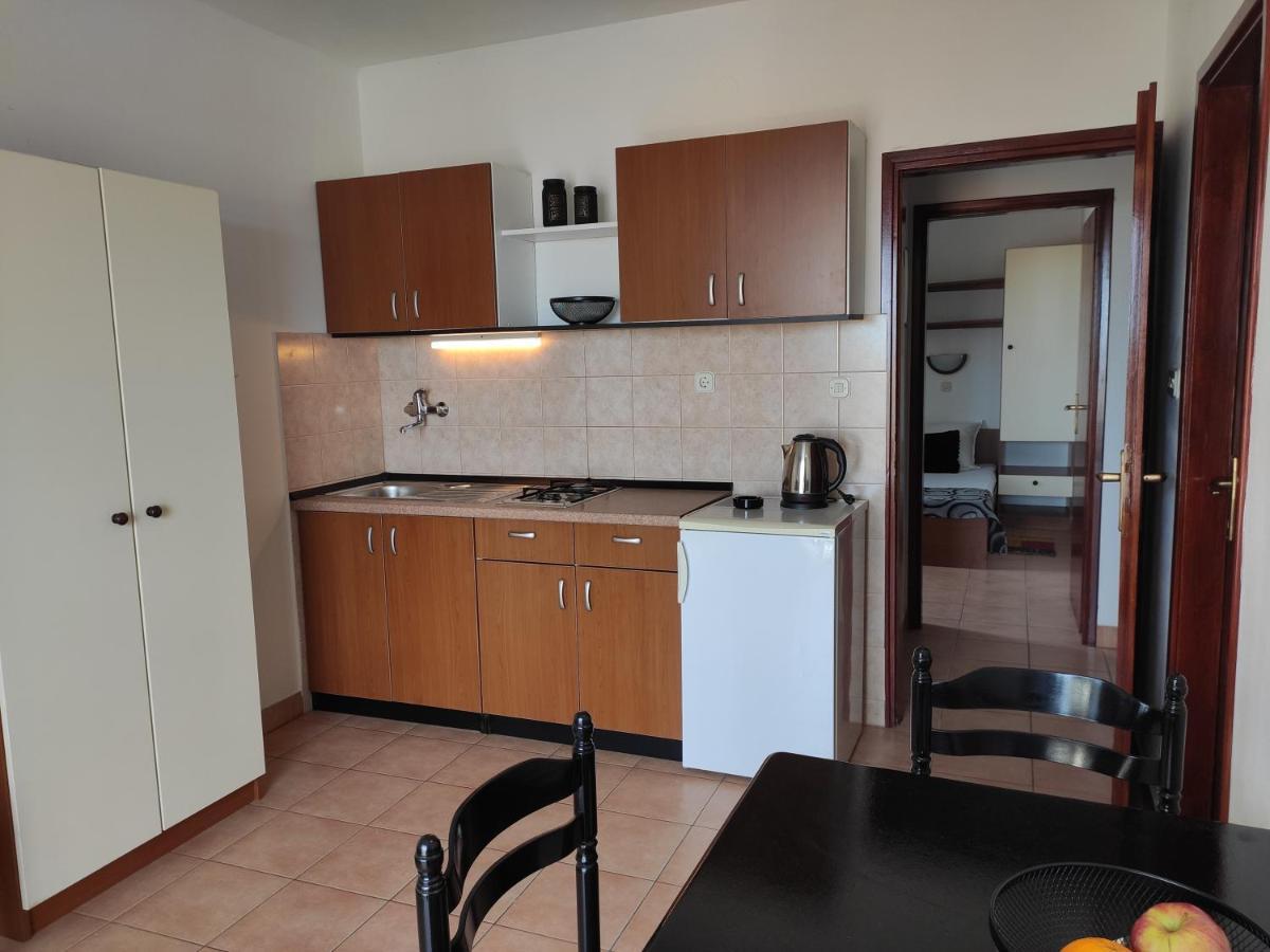 Apartments With A Parking Space Novalja, Pag - 6552 Екстериор снимка