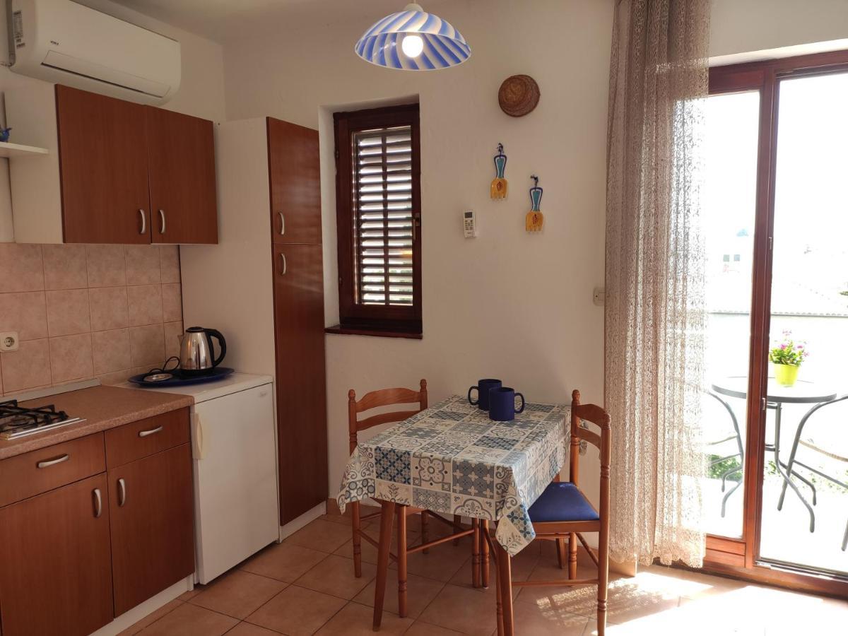 Apartments With A Parking Space Novalja, Pag - 6552 Екстериор снимка