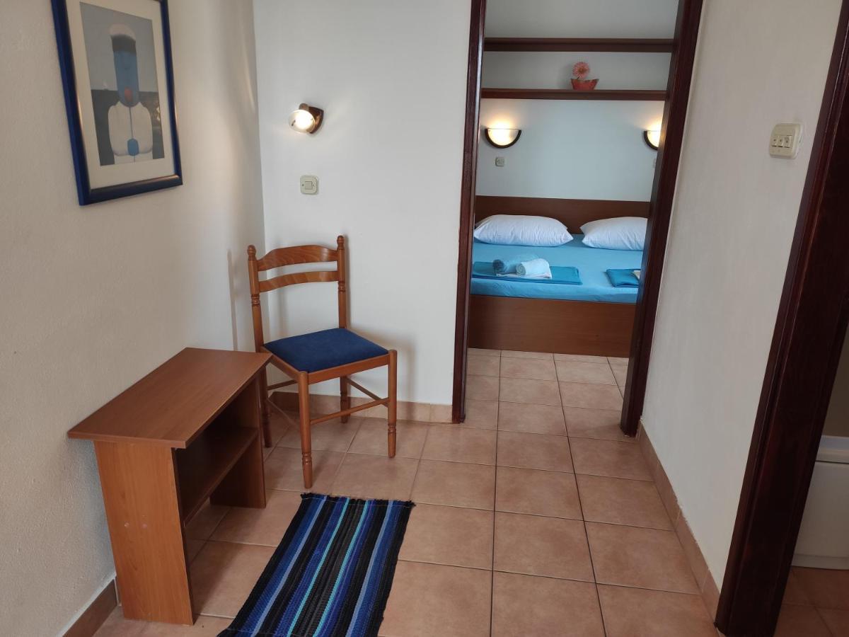 Apartments With A Parking Space Novalja, Pag - 6552 Екстериор снимка