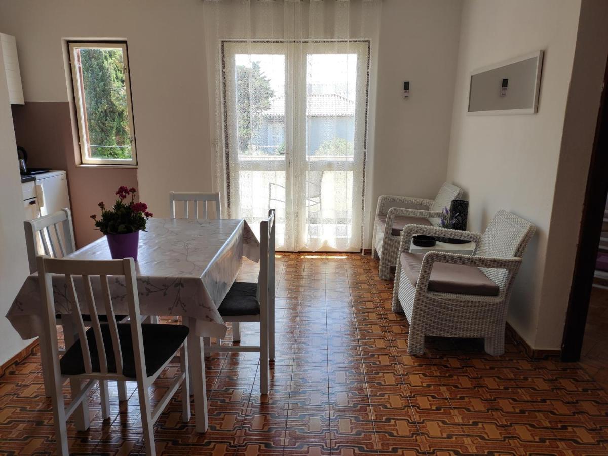 Apartments With A Parking Space Novalja, Pag - 6552 Екстериор снимка